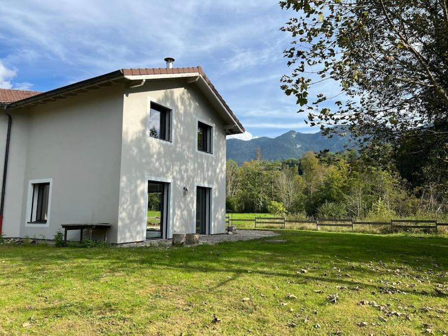 Villa En Bord De Riviere Thorens-Glieres ภายนอก รูปภาพ